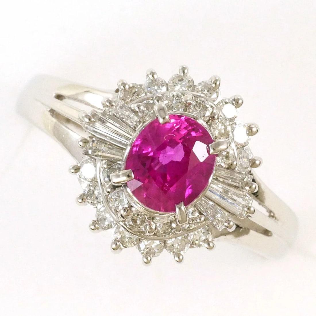 PT900 PLATINUM RING, 1 RUBY DIAMOND: PT900 Platinum Ring, 1 Ruby Diamond Brand: Unbranded Type/Style: Band Ring Material: Platinum 900, Main Stone/Creation Natural Ruby Color: Platinum Size: US 6 Accessories: None Accessories