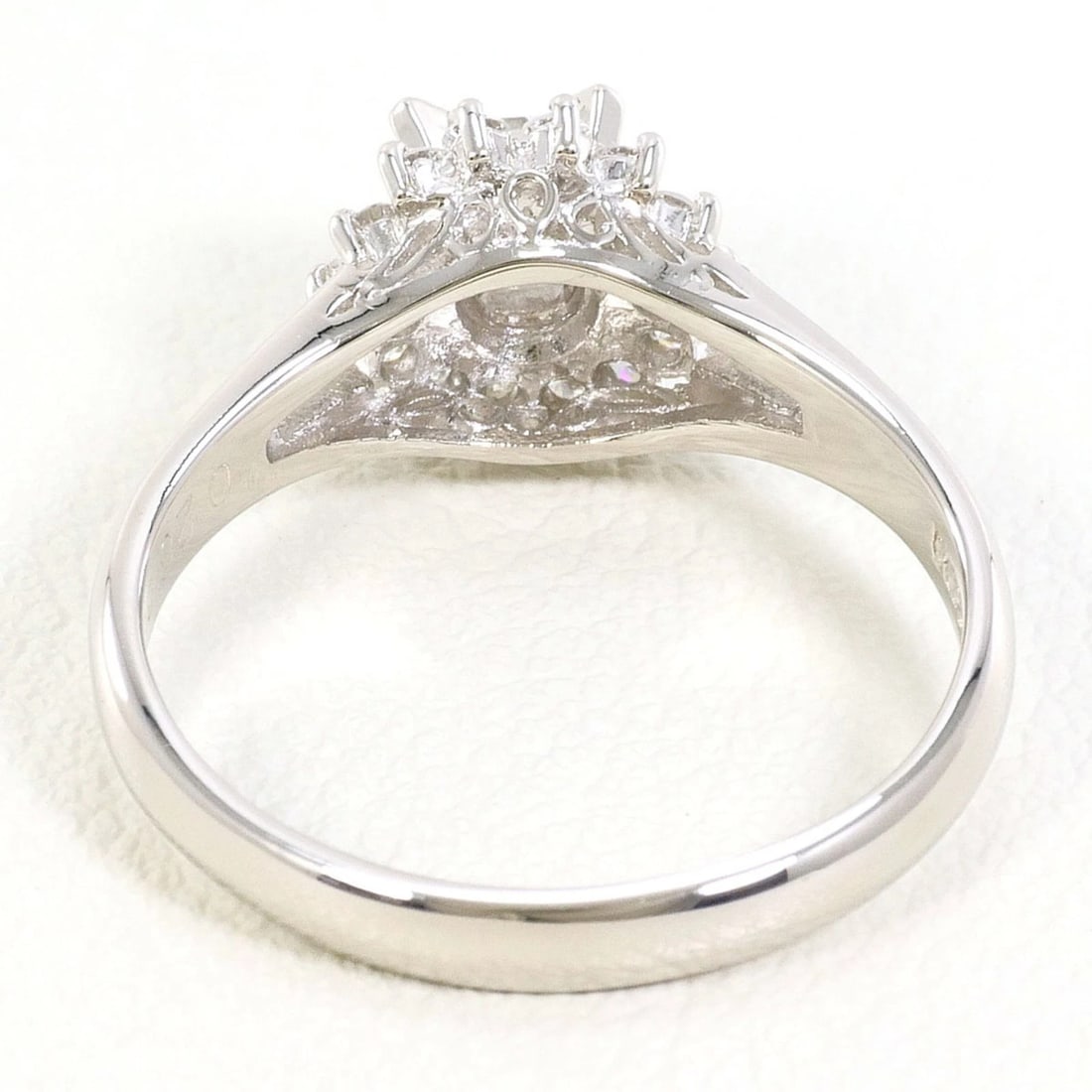PT850 PLATINUM RING DIAMOND - 4