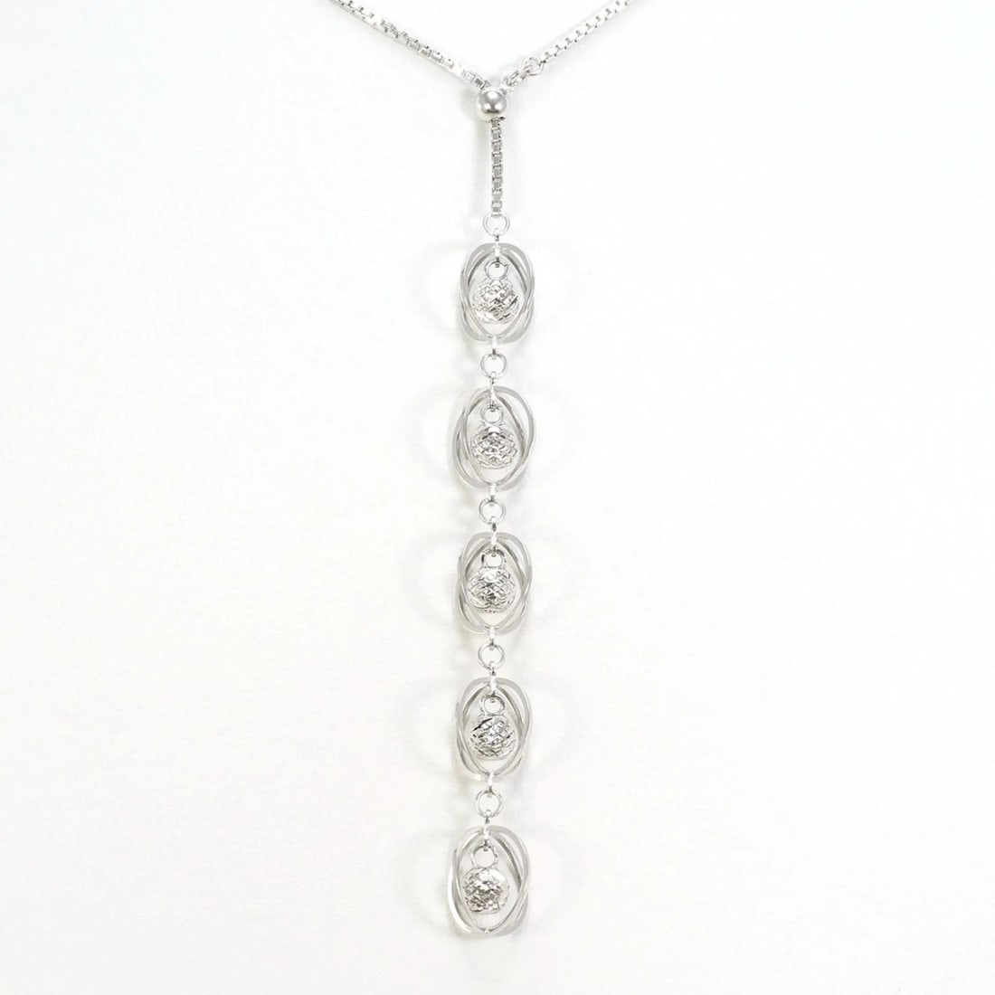 18K WHITE GOLD NECKLACE (1 of 3)