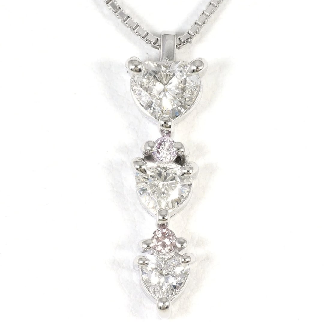 18K WHITE GOLD NECKLACE DIAMONDS (1 of 3)