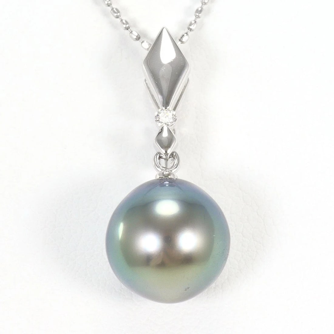 K14 14K GOLD NECKLACE PEARL: K14 14K Gold Necklace Pearl Brand: No Brand Type/Style: Necklace Material: 14k Gold, Main Stone/Creation Cultured Pearl Color: Gold Size: Total length41cm Accessories: None Accessories Notice: When