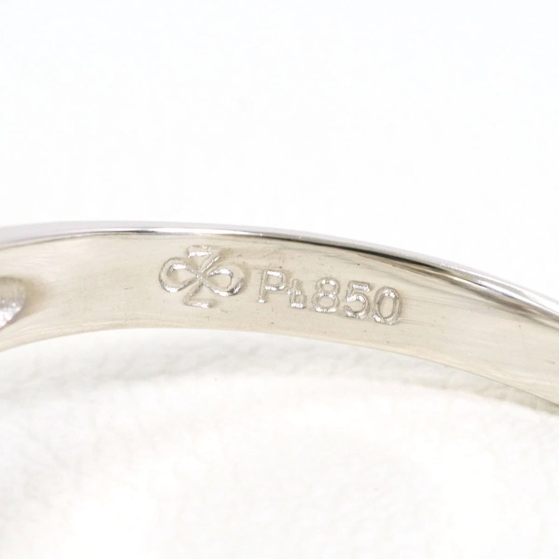 PT850 PLATINUM RING DIAMOND - 5