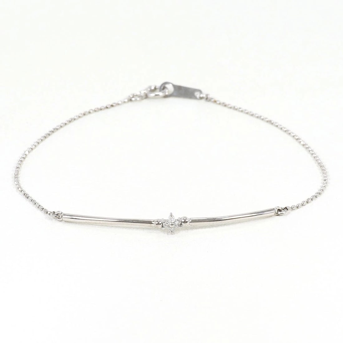 K18 18K GOLD BRACELET DIAMOND: K18 18k gold bracelet Diamond Brand: No Brand Type/Style: bracelet Material: 18k gold, Main Stone/Creation Diamond Color: Gold Size: Total Length17.5cm Accessories: None Accessories Notice: When