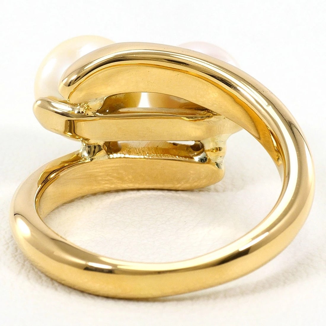 K18 18K GOLD RING AKOYA PEARL: K18 18k gold Ring Akoya Pearl Brand: No Brand Type/Style: Ring Material: 18k gold, Main Stone/Creation Akoya Pearl Color: Gold Size: US 6 1/2 Accessories: None Accessories Notice: When purchasing