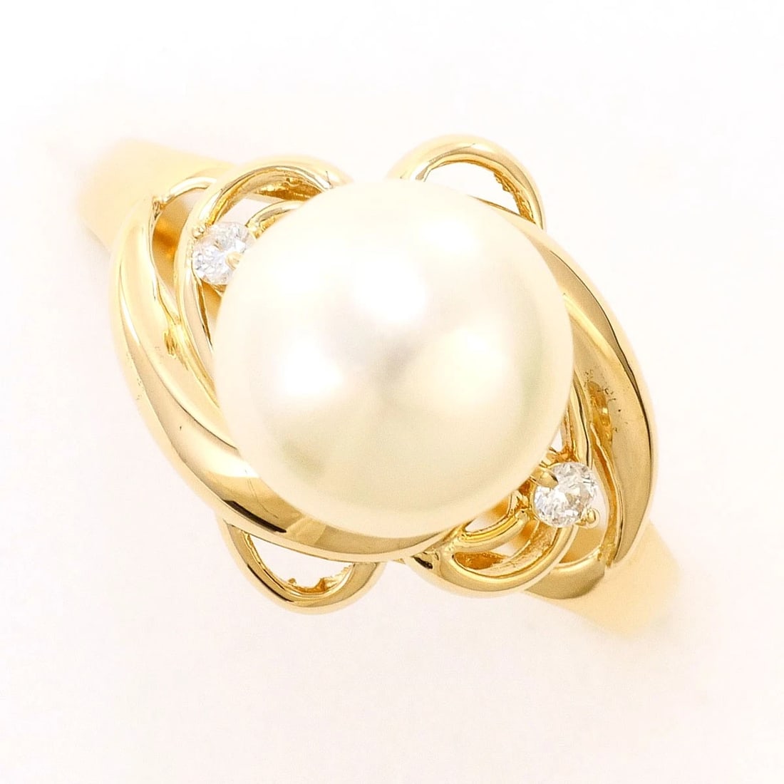 K18 18K GOLD RING PEARL: K18 18k gold Ring Pearl Brand: No Brand Type/Style: Ring Material: 18k gold, Main Stone/Creation cultured pearl Color: Gold Size: US 7 3/4 Accessories: None Accessories Notice: When purchasing