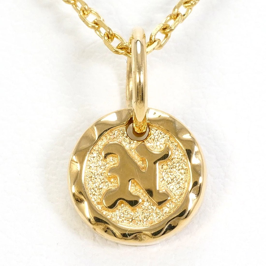 K14 14K GOLD NECKLACE: K14 14K Gold Necklace Brand: No Brand Type/Style: Necklace Material: 14K Gold Color: Gold Size: total length 45cm Accessories: None Accessories Notice: When purchasing pre-owned goods, please refer