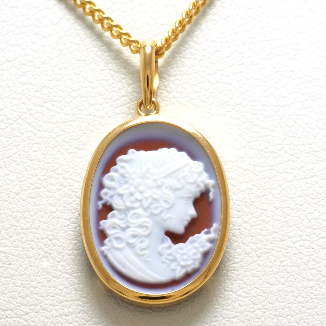K18 18K GOLD NECKLACE: K18 18k gold Necklace Brand: No Brand Type/Style: Necklace Material: 18k gold, Main Stone/Creation Stone Cameo Color: Gold Size: TOTAL LENGTH 40CM Accessories: None Accessories Notice: When