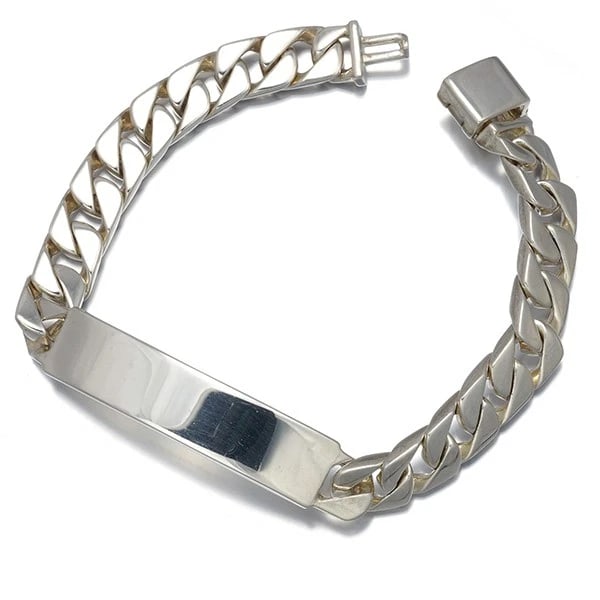 TIFFANY&CO. BRACELET CURB CHAIN 925 STERLING SILVER: Tiffany&Co. Bracelet Curb Chain 925 Sterling Silver Brand: Tiffany & Co. Type/Style: Bracelet Material: 925 Sterling Silver Color: Silver Size: Inner circumference: 19.5cm Design width: 10.6mm