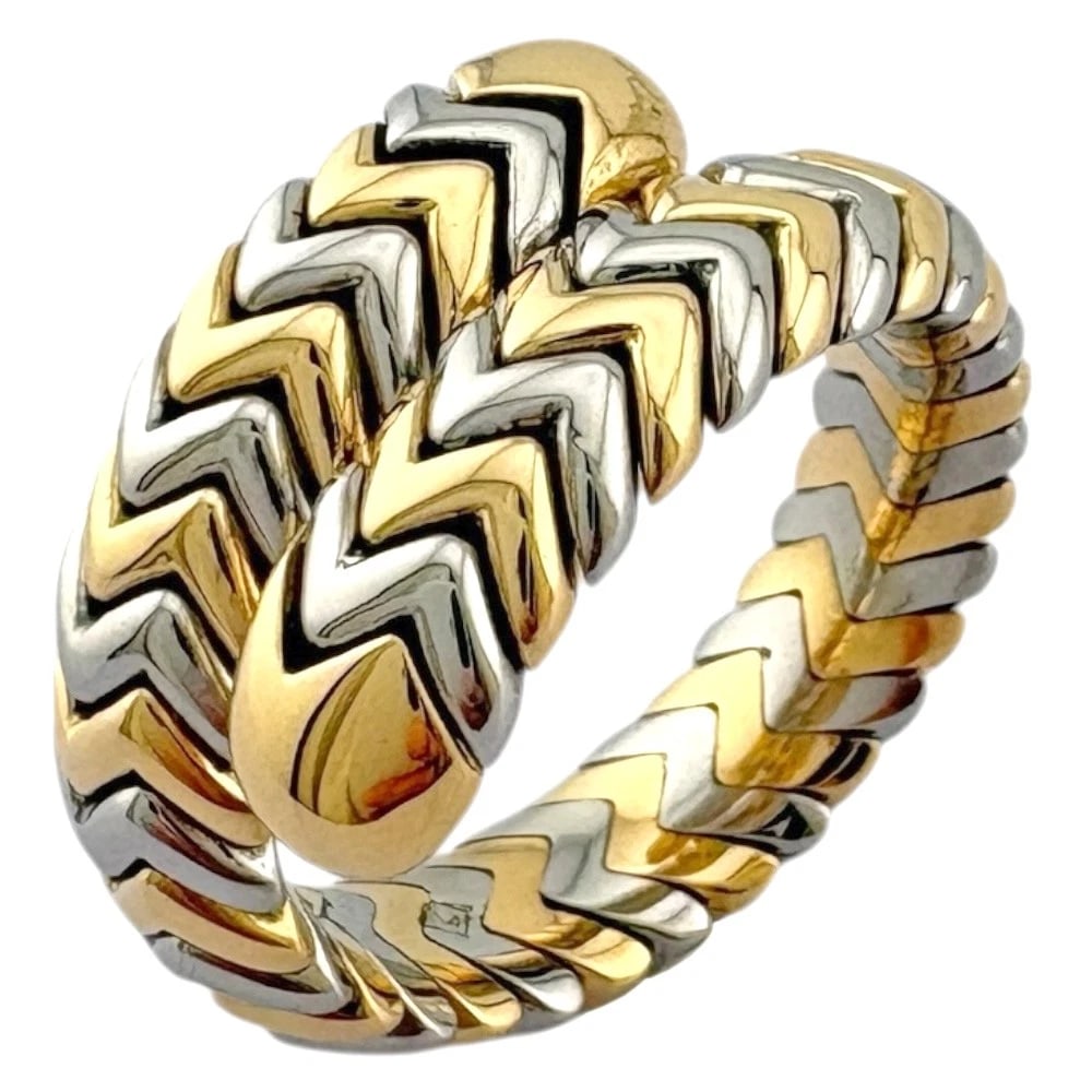 BVLGARI RING K18 YELLOW GOLD STAINLESS STEEL: BVLGARI Ring K18 yellow gold Stainless Steel Brand: BVLGARI Type/Style: Ring Material: K18 yellow gold Color: Silver Size: US 6 3/8 Accessories: None Accessories Notice: When purchasing pre-owned