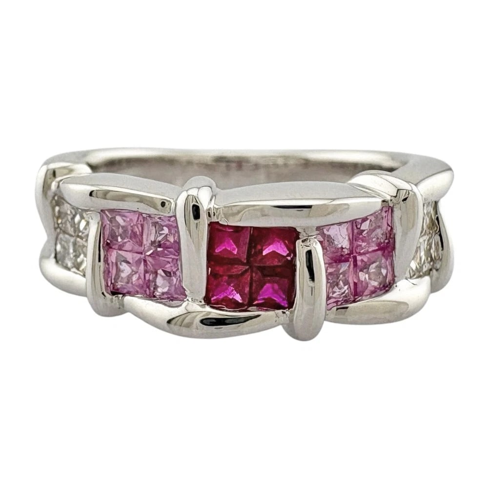 RING K18 WHITE PINK SAPPHIRE DIAMOND: Ring K18 white Pink sapphire diamond Brand: Unbranded Type/Style: Ring Material: K18 white gold, Main Stone/Creation Pink sapphire/diamond Color: Silver Size: US 6 1/8 Accessories: None Accessories