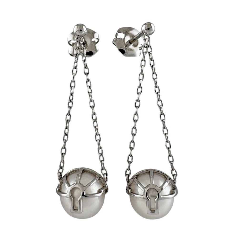 TASAKI EARRING K18 WHITE GOLD PEARL: TASAKI earring K18 white gold Pearl Brand: TASAKI Type/Style: earRing Material: K18 white gold, Main Stone/Creation Pearl Color: Silver Size: 32.5mm x 8.5mm(*mm) Accessories: None Accessories Notice: