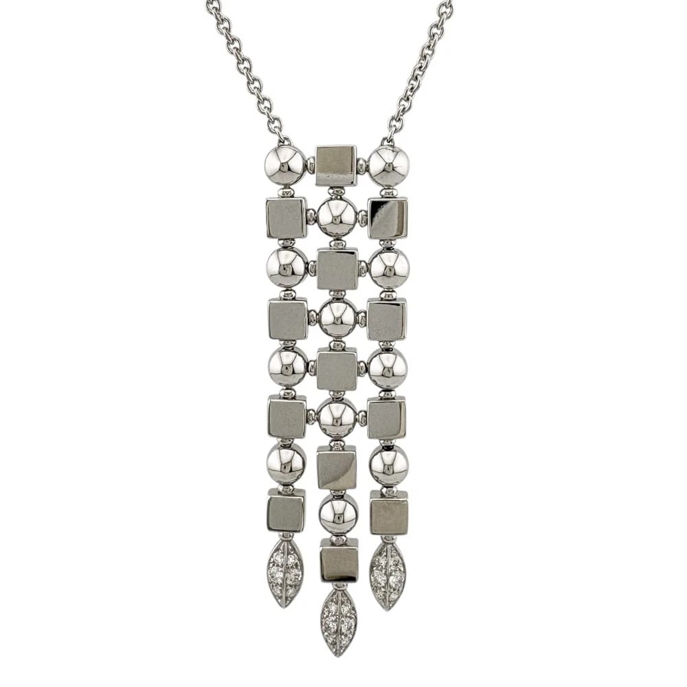 BVLGARI NECKLACE K18 WHITE GOLD DIAMOND: BVLGARI Necklace K18 white gold diamond Brand: BVLGARI Type/Style: Necklace Material: K18 white gold, Main Stone/Creation Natural Color: Silver Size: Total Length:44cm The total length is including th