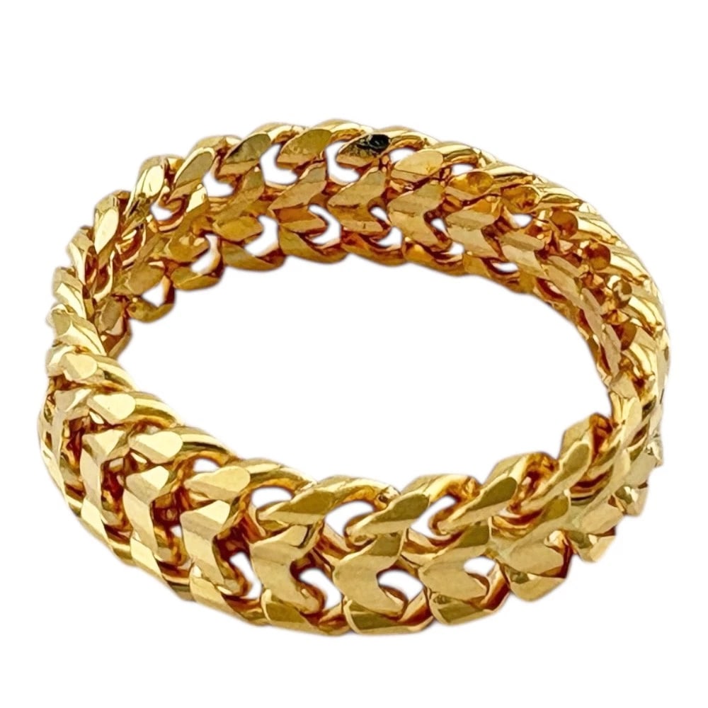 RING K18 YELLOW GOLD: Ring K18 yellow gold Brand: Unbranded Type/Style: Ring Material: K18 yellow gold Color: gold Size: US 8 5/8 Accessories: None Accessories Notice: When purchasing pre-owned goods, please re