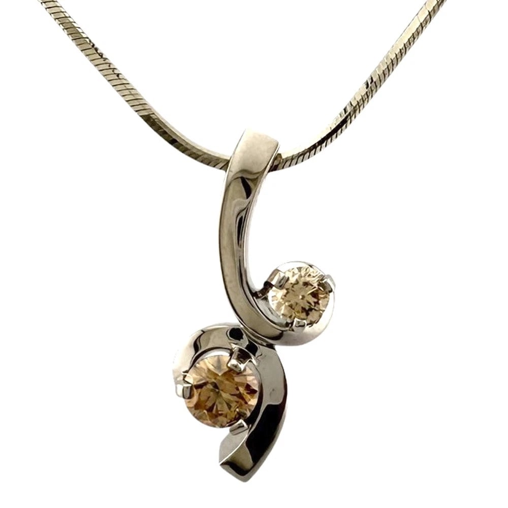 KASHIKEY NECKLACE K18 GOLD DIAMONDBROWN GOLD BROWN DIAMOND: KASHIKEY Necklace K18 Gold diamondBrown Gold Brown Diamond Brand: KASHIKEY Type/Style: Necklace Material: K18 Gold, Main Stone/Creation Natural Color: gold Size: Total Length:46cmChain width:1.0mm Top