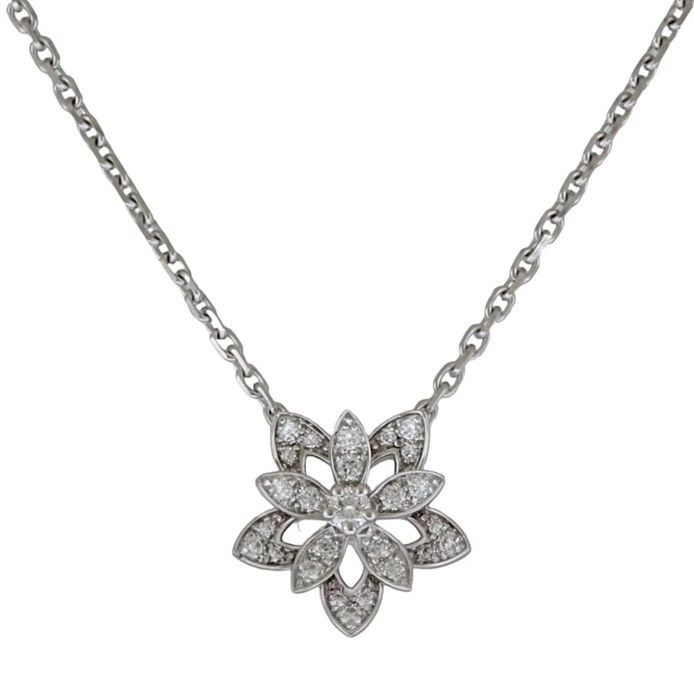 VAN CLEEF & ARPELS NECKLACE K18 WHITE GOLD DIAMOND LOTUS: Van Cleef & Arpels Necklace K18 white gold diamond Lotus Brand: Van Cleef & Arpels Type/Style: Necklace Material: K18 white gold, Main Stone/Creation Natural Color: Silver Size: Total Length:42cm Chai