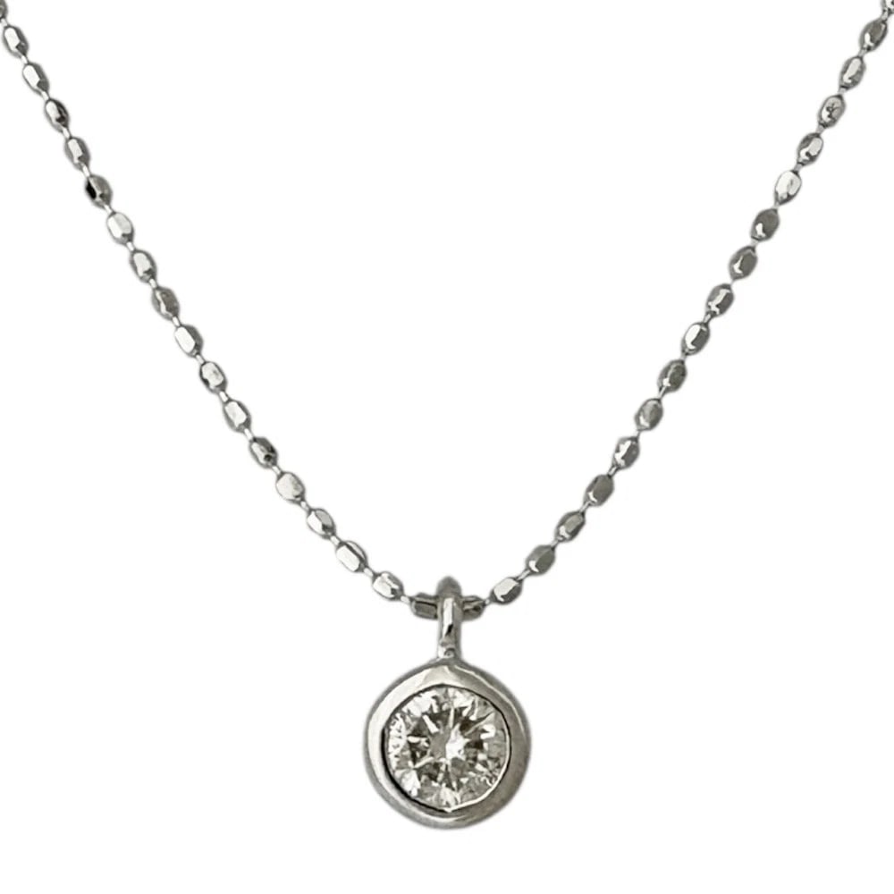 NECKLACE K18 WHITE GOLD DIAMOND: Necklace K18 white gold diamond Brand: Unbranded Type/Style: Necklace Material: K18 white gold, Main Stone/Creation Natural Color: Silver Size: Total Length:40cm Chain width:0.6mm Adjuster can