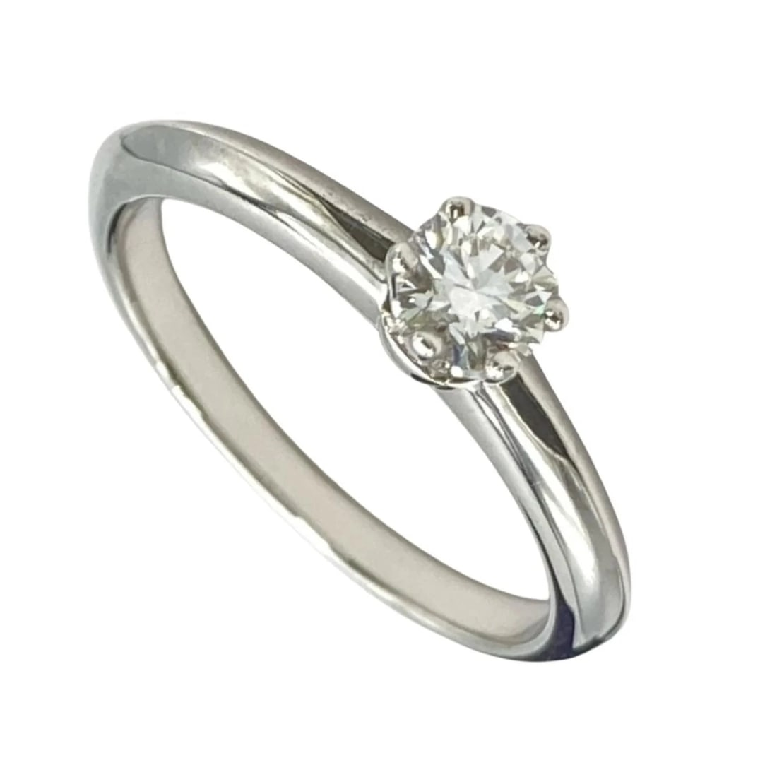 TIFFANY & CO. SOLITAIRE RING, DIAMOND: Tiffany & Co. Solitaire Ring, Diamond Brand: Tiffany Type/Style: Band Ring Material: Platinum 950 Color: Silver Size: US 4.5 Accessories: None Accessories Notice: When purchasing pre-owned