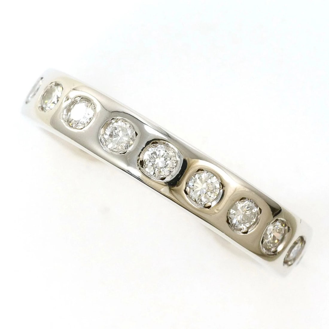 PT900 PLATINUM RING 1 DIAMOND: PT900 Platinum Ring 1 Diamond Brand: Unbranded Type/Style: Band Ring Material: Platinum 900 Color: Platinum Size: US 6.5 Accessories: None Accessories Notice: When purchasing pre-owned goo