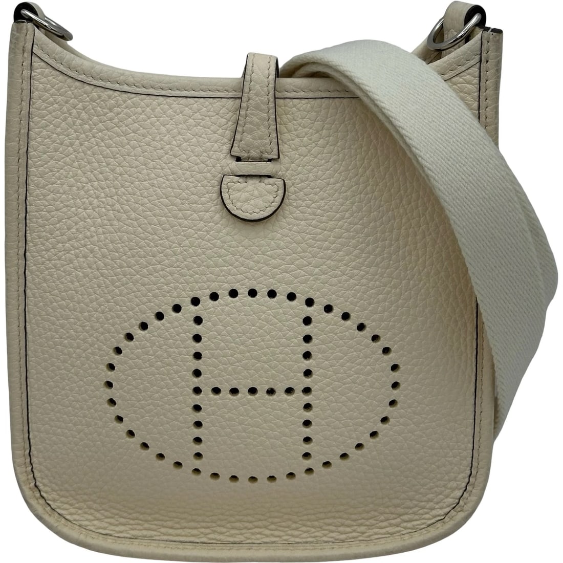HERMES EVELYN TPM SHOULDER BAG: HERMES Evelyn TPM Shoulder Bag Brand: HERMES Type/Style: Shoulder Bag Material: Taurillon Clece Color: Nata SilverHardware Size: W17.5cm x H18cmx D5.5cm W6.9 x H7.1x D2.2inch Accessories: None