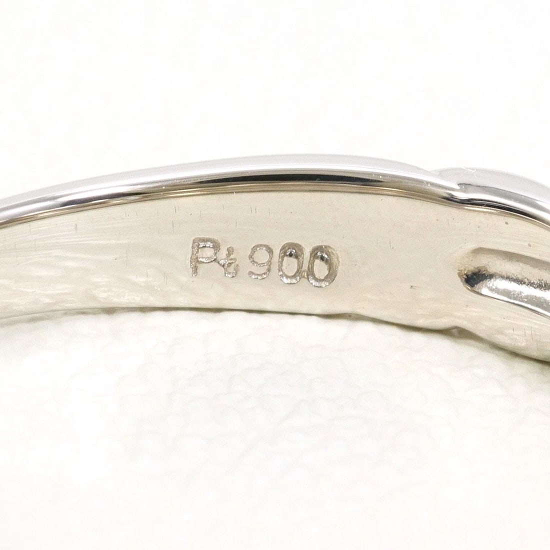PT900 PLATINUM RING DIAMOND - 5