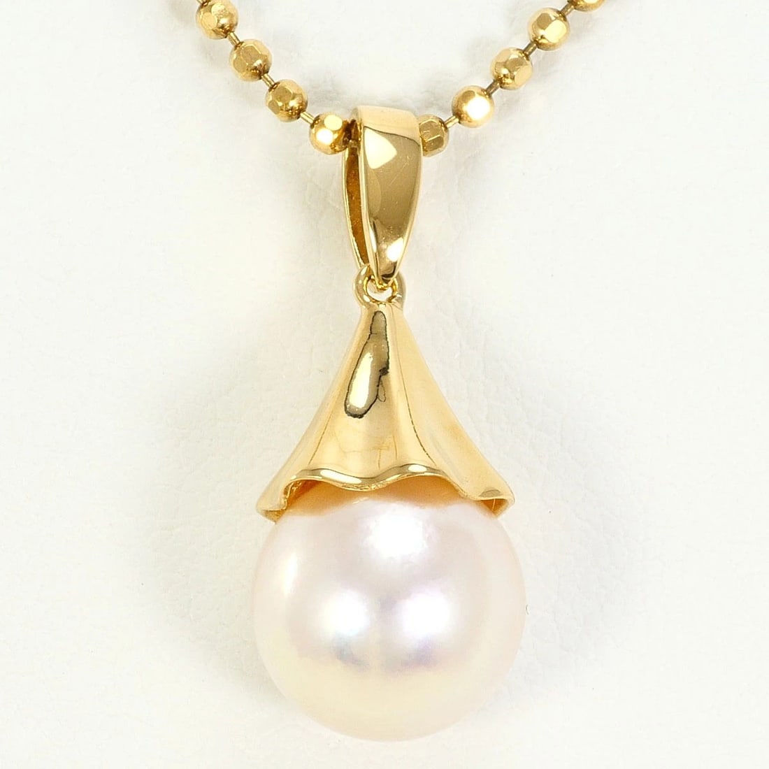 K18 18K GOLD NECKLACE AKOYA PEARL: K18 18k gold Necklace Akoya Pearl Brand: No Brand Type/Style: Necklace Material: 18k gold, Main Stone/Creation Akoya Pearl Color: Gold Size: Total length 40cm Accessories: None Accessories Notice: