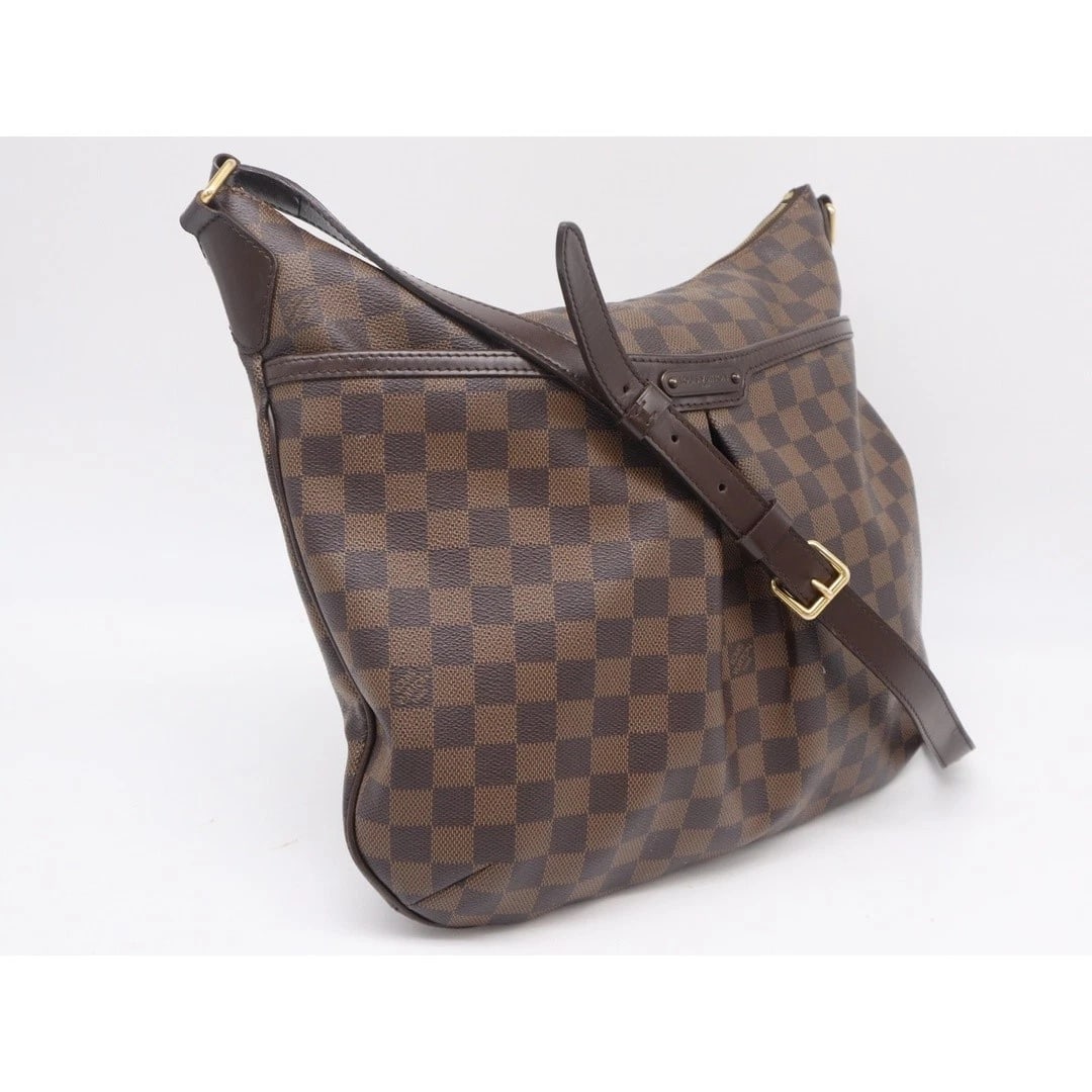 LOUIS VUITTON MONOGRAM CANVAS BLOOMSBURY PM: Louis Vuitton Monogram Canvas Bloomsbury PM Brand: LOUIS VUITTON Type/Style: Bag Material: Coated Canvas, Leather Color: Brown Size: Approximately 31 cm (12.2 in) W x 31 cm (12.2 in) H x 3 cm (1.2