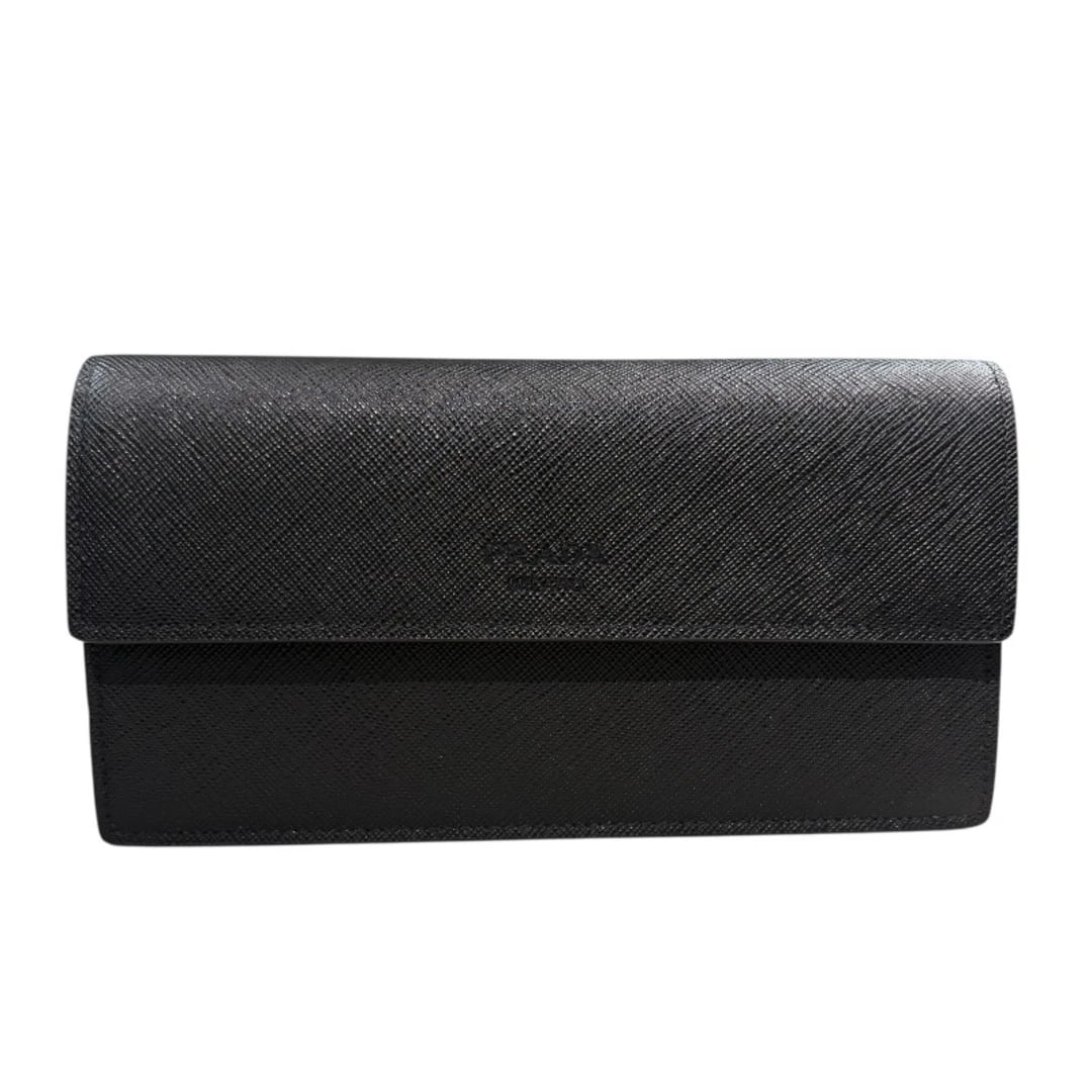 PRADA SAFFIANO BELT BAG BLACK LEATHER WAIST: PRADA Saffiano Belt Bag Black Leather Waist Brand: PRADA Type/Style: Bag Material: Saffiano Leather Color: Black Size: Approximately 19 cm (7.5 in) width, 10.5 cm (4.1 in) height, 3.5 cm (1.4 in) dept