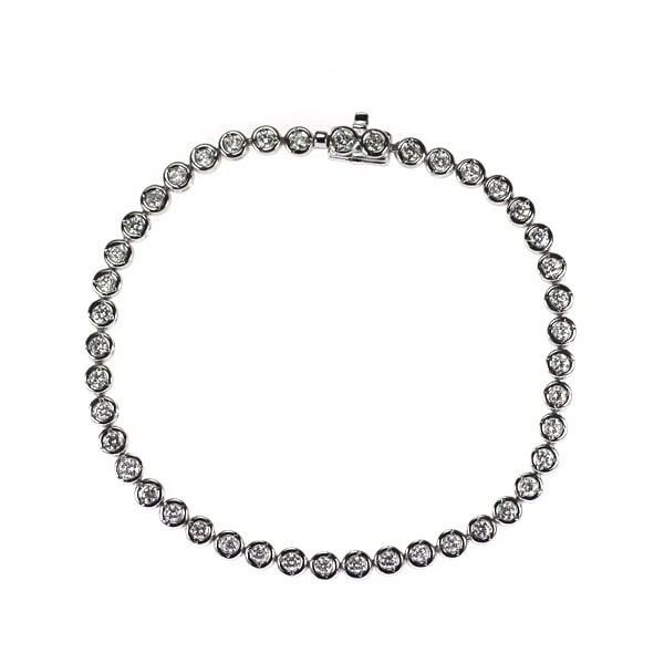 PT900 DIAMOND TENNIS BRACELET (1 of 3)