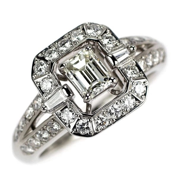 PT900 EMERALD CUT DIAMOND RING: Pt900 emerald cut diamond ring Brand: None Type/Style: Ring Material: Pt900, Main Stone/Creation emerald Color: PT Size: 5.25US Accessories: None Accessories Notice: When purchasing pre-owned goods,