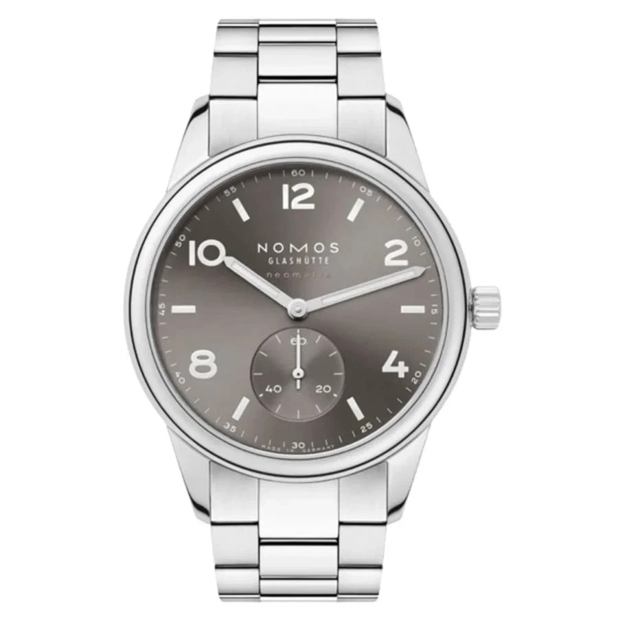 NOMOS CLUB SPORTS NEO MATIC SMOKE WATCH: NOMOS Club Sports Neo Matic Smoke Watch Brand: NOMOS Type/Style: Wristwatch Material: SS Color: Dial Color gray Size: Case Size: 39mm Accessories: None Accessories Notice: When purchasing pre-owned