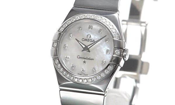 OMEGA CONSTELLATION POLISH QUARTZ WATCH: omega Constellation Polish Quartz Watch Brand: OMEGA Type/Style: Wristwatch Material: SS Color: Dial Color white Size: Case Size: 27mm Accessories: None Accessories Notice: When purchasing pre-owned