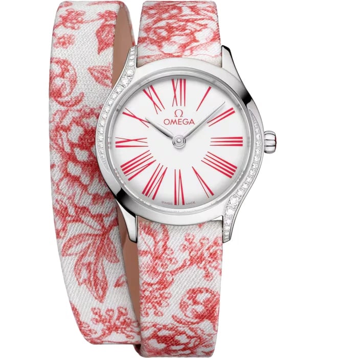 OMEGA DE VILLE MINI TRESOR WOMEN'S WATCH: OMEGA De Ville Mini Tresor Women's Watch Brand: OMEGA Type/Style: Wristwatch Material: SS Color: Dial Color White Size: Case Size: 26mm Accessories: None Accessories Notice: When purchasing pre-owned