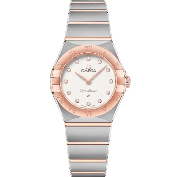 OMEGA CONSTELLATION MANHATTAN BRUSH QUARTZ WATCH: OMEGA Constellation Manhattan Brush Quartz Watch Brand: OMEGA Type/Style: Wristwatch Material: SS + pink Gold Color: Dial Color Silver Size: Case diameter: 25 x 25 mm Accessories: None Accessories