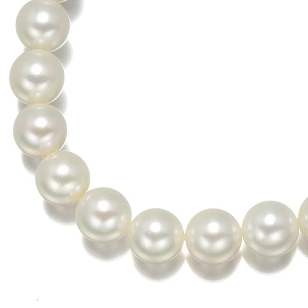 MIKIMOTO NECKLACE SILVER: Mikimoto Necklace Silver Brand: MIKIMOTO Type/Style: Necklace Material: Silver Color: White Size: Necklace length: 42cm Accessories: None Accessories Notice: When purchasing pre-owned good