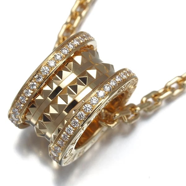 BVLGARI NECKLACE DIAMOND 18K 750 YELLOW GOLD: BVLGARI Necklace Diamond 18K 750 Yellow Gold Brand: BVLGARI Type/Style: Necklace Material: 18K 750 Yellow Gold, Main Stone/Creation Natural Color: Yellow Size: Necklace length: 60 / 66cm Pendant size: