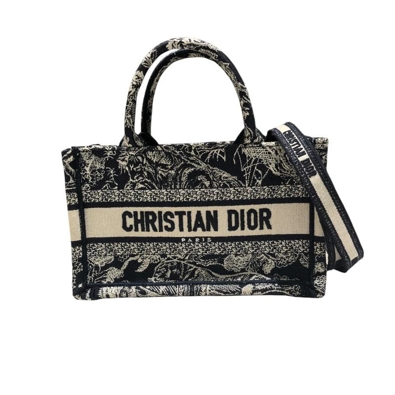 CHRISTIAN DIOR BOOK TOTE MINI SHOULDER BAG: Christian Dior Book tote mini Shoulder Bag Brand: Christian Dior Type/Style: Shoulder Bag Material: canvas Color: Navy/White Size: W8.3 x H5.1x D3.1inch Accessories: None Accessories Notice: When