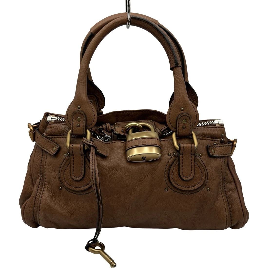 CHLOE PADDINGTON MEDIUM BOSTON BAG: Chloe Paddington Medium Boston bag Brand: Chloe Type/Style: Boston bag Material: leather Color: Dark brown Size: W14.4 x H7.5x D7.3inch Accessories: None Accessories Notice: When purchasing pre-owned