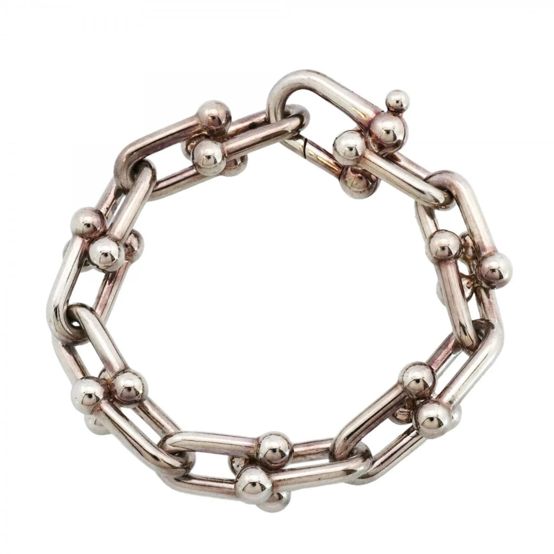 TIFFANY & CO. HARDWARE BRACELET, STERLING SILVER 925: Tiffany & Co. Hardware Bracelet, Sterling Silver 925 Brand: Tiffany Type/Style: Charm bracelet Material: Silver 925 Color: Silver Size: Length 15.5cm / 6.1'' Accessories: None Accessories