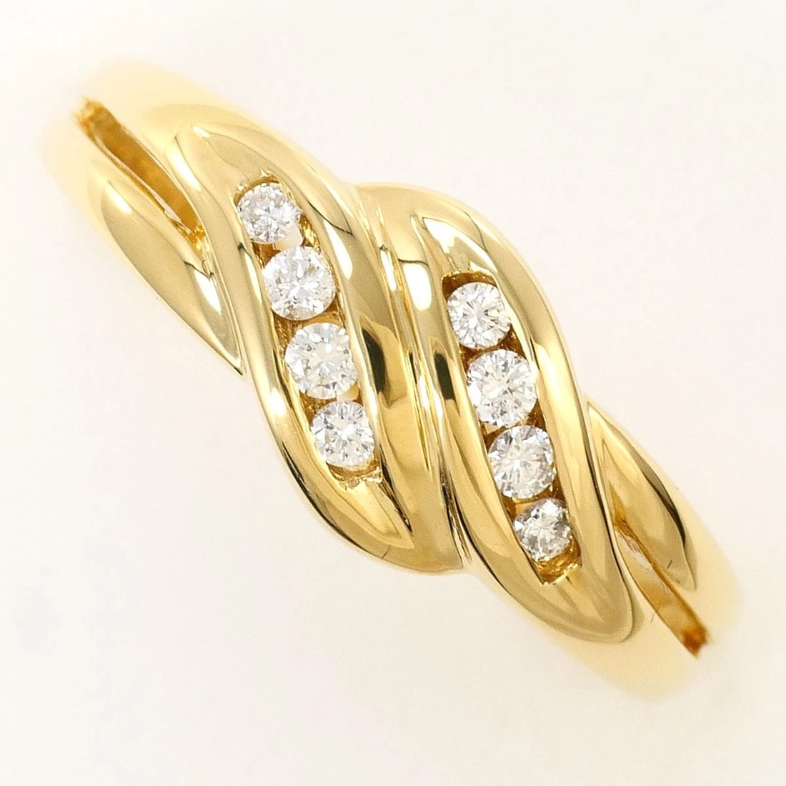 K18 18K GOLD RING DIAMOND: K18 18k gold Ring Diamond Brand: No Brand Type/Style: Ring Material: 18k gold, Main Stone/Creation Diamond Color: Gold Size: US 5 3/8 Accessories: None Accessories Notice: When purchasing pre-owned