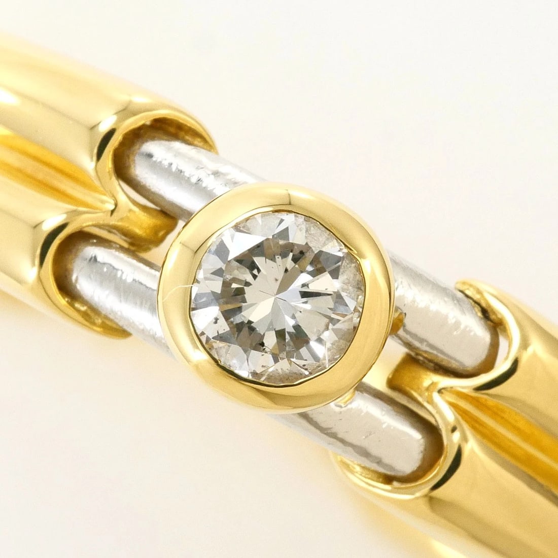 PT PLATINUM K18 RING DIAMOND: PT Platinum K18 Ring Diamond Brand: No Brand Type/Style: Ring Material: Pt Platinum, Main Stone/Creation Diamond Color: Silver Size: US 6 1/4 Accessories: None Accessories Notice: When purchasing
