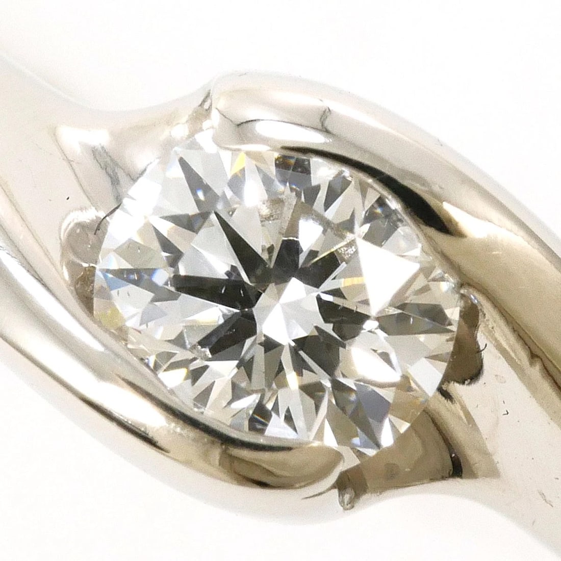 PT900 PLATINUM RING DIAMOND - 2