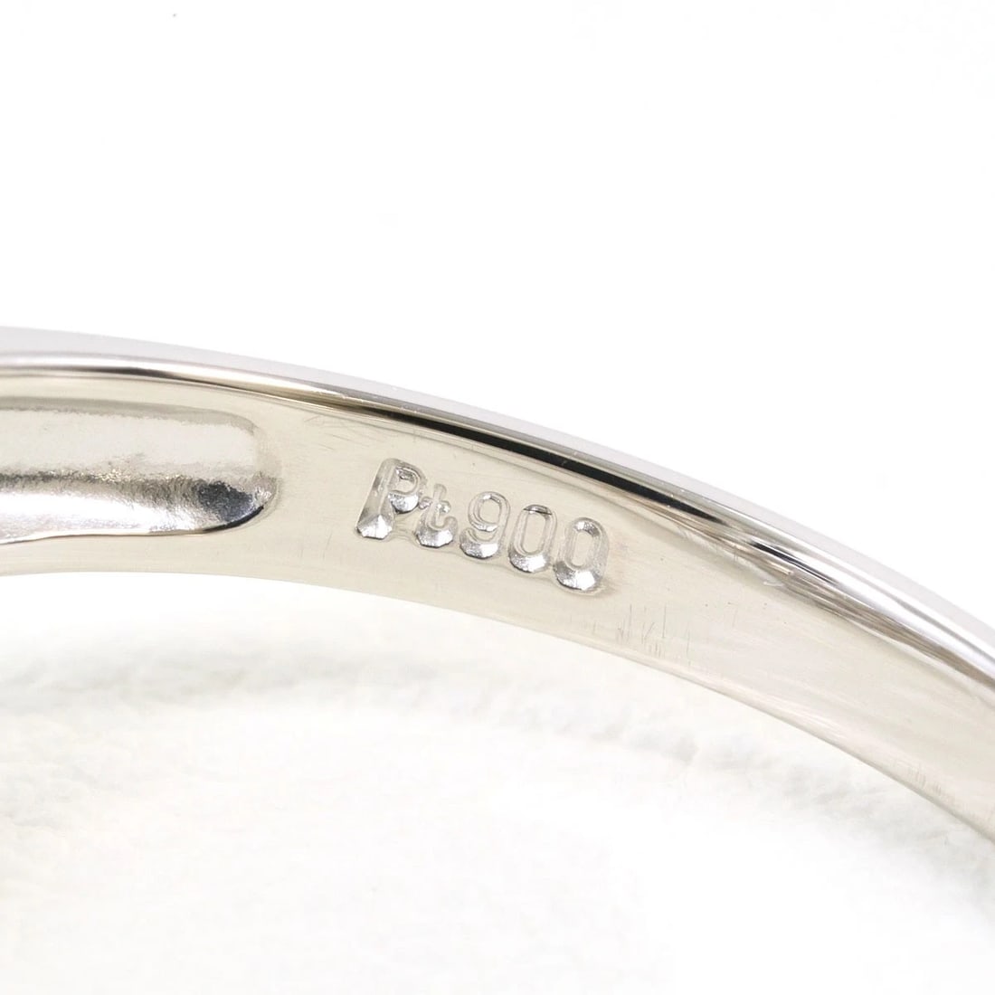 PT900 PLATINUM RING DIAMOND - 2