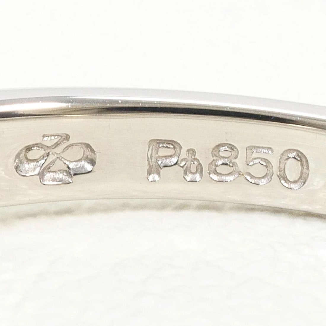 PT850 PLATINUM RING DIAMOND - 4