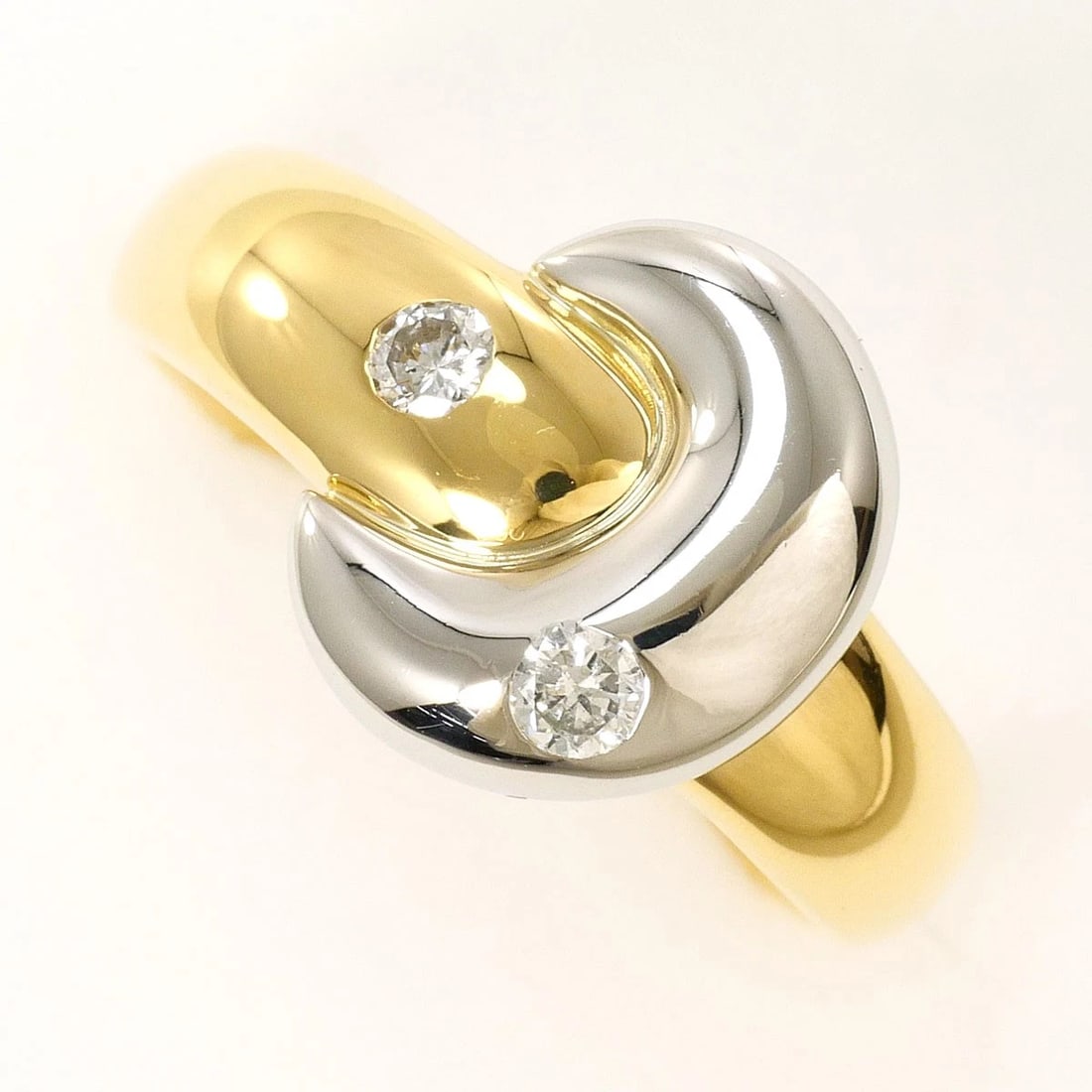 PT850 PLATINUM K18 RING DIAMOND: PT850 Platinum K18 Ring Diamond Brand: No Brand Type/Style: Ring Material: PT850 Platinum K18, Main Stone/Creation Diamond Color: Silver Size: US 6 3/4 Accessories: None Accessories Notice: When
