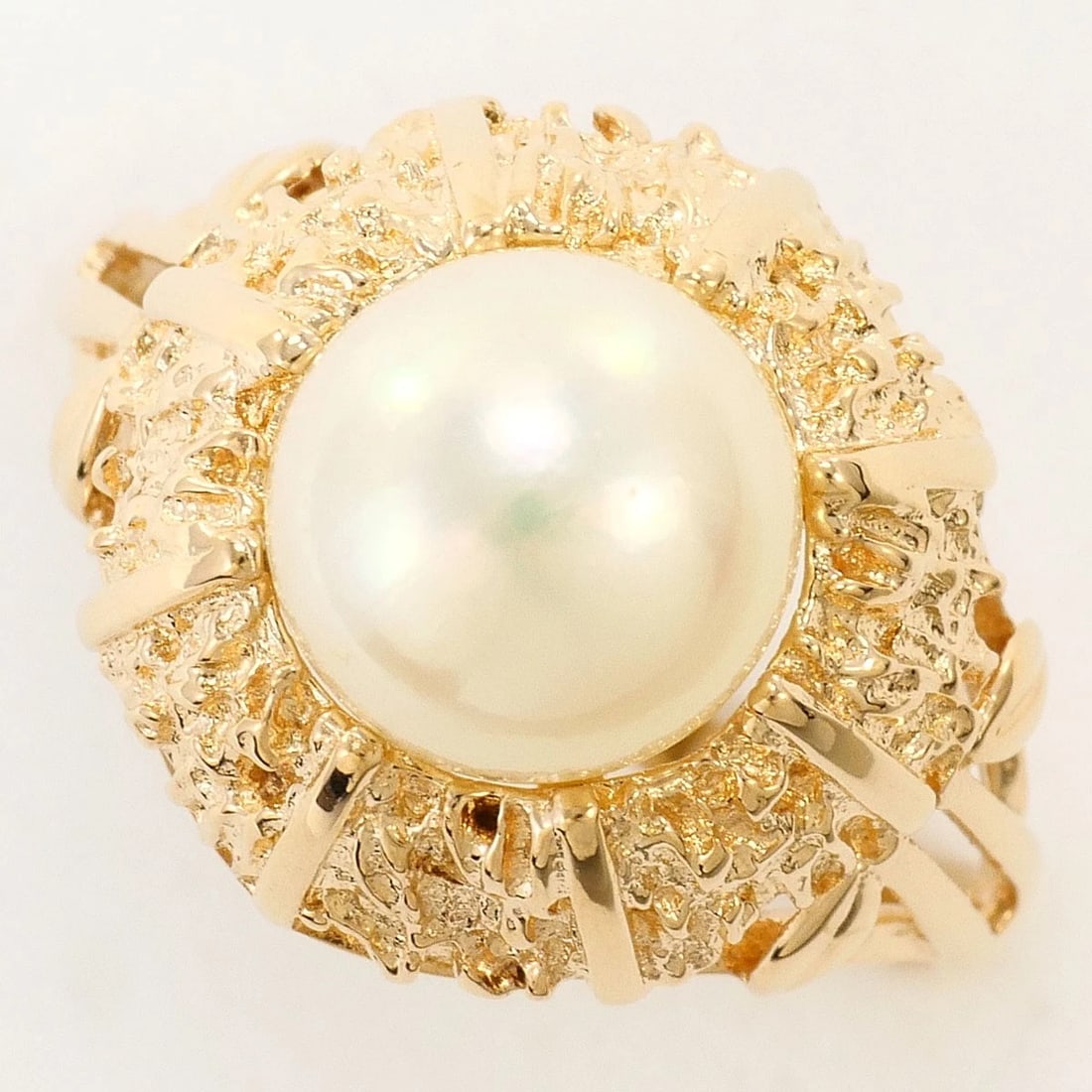 K18 18K GOLD RING AKOYA PEARL: K18 18k gold Ring Akoya Pearl Brand: No Brand Type/Style: Ring Material: 18k gold, Main Stone/Creation Akoya Pear Color: Gold Size: US 6 1/2 Accessories: None Accessories Notice: When purchasing