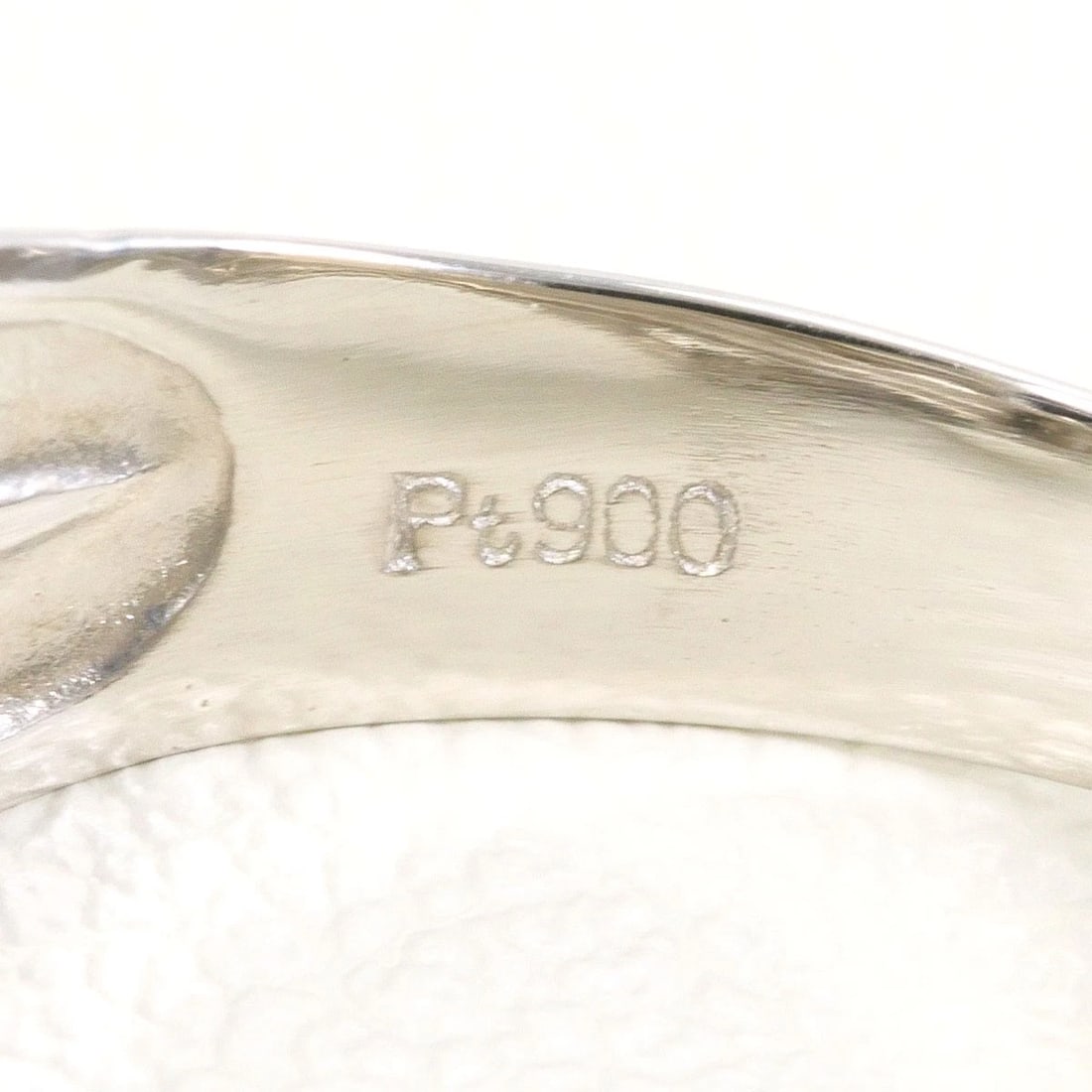 PT900 PLATINUM RING DIAMOND - 2