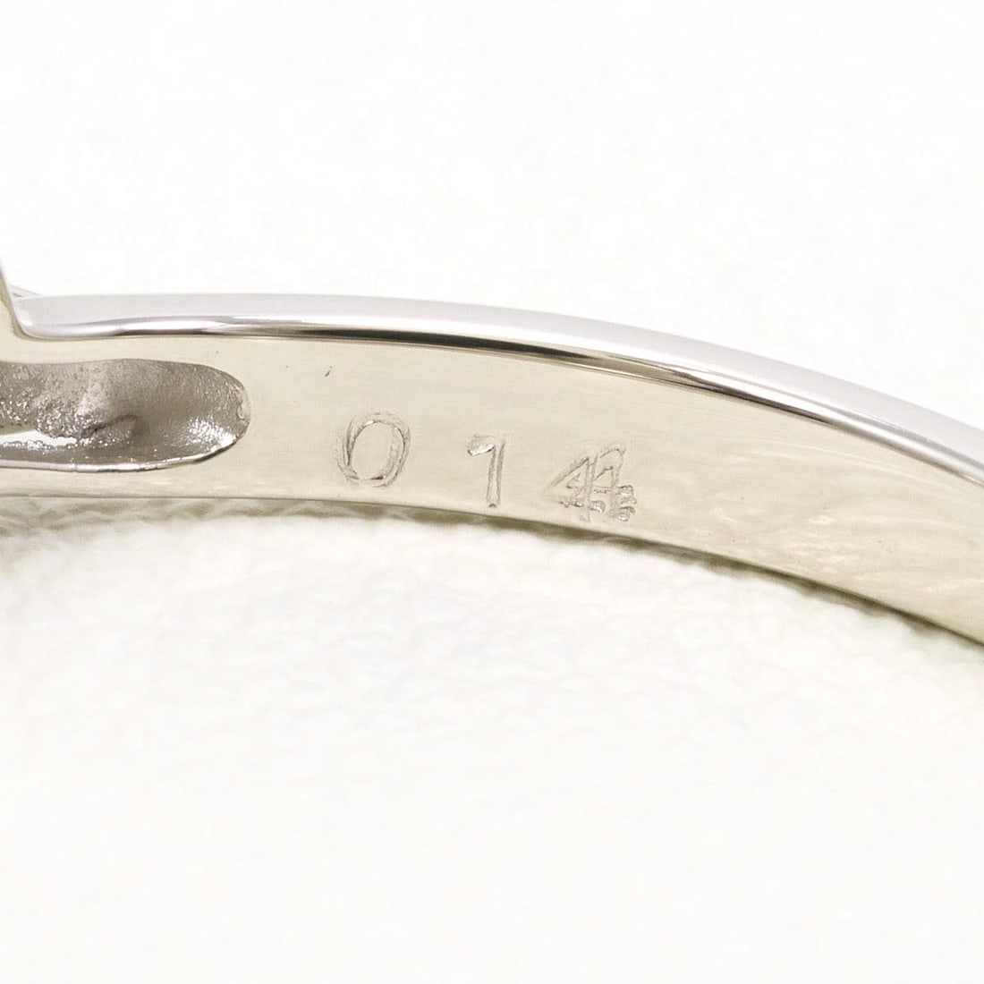 PT900 PLATINUM RING DIAMOND - 2