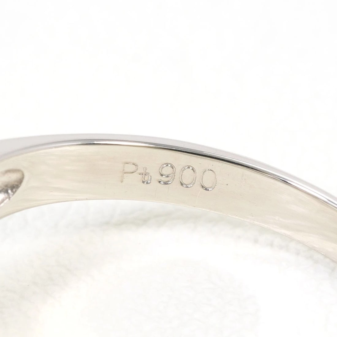 PT900 PLATINUM RING DIAMOND - 2