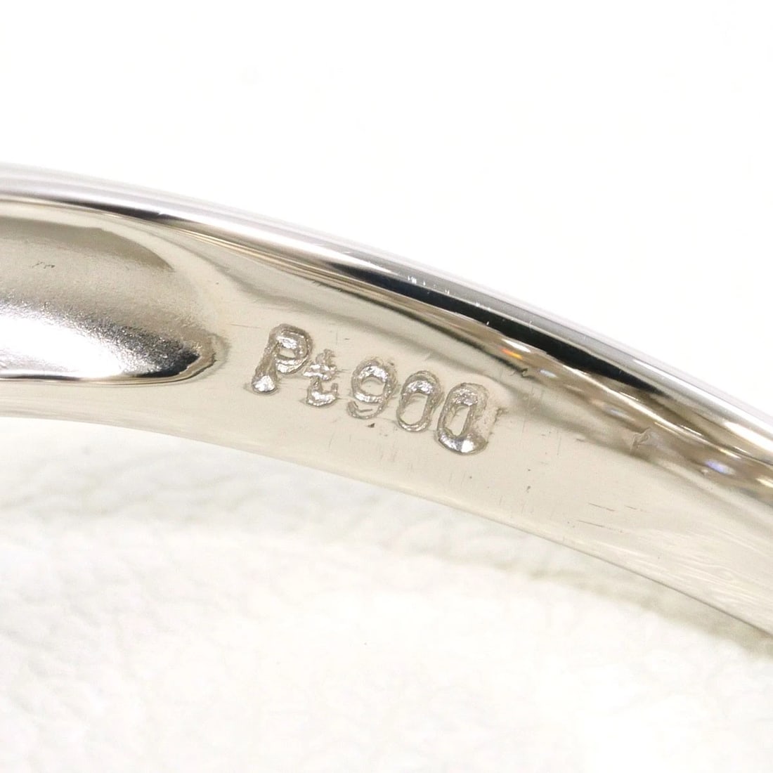 PT900 PLATINUM RING DIAMOND - 2