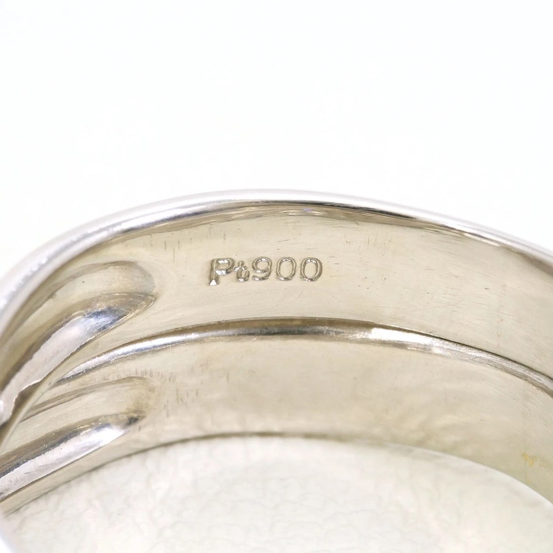PT900 PLATINUM RING DIAMOND - 2